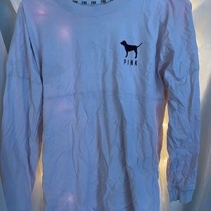 here is a pink Victoria secret xs small long sleeve shirt color light pink